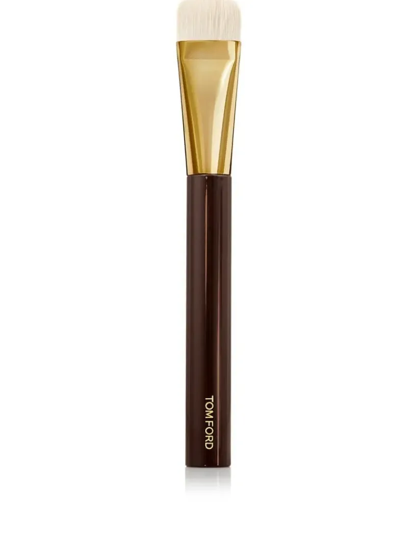 TOM FORD Shade And Illuminate Foundation Brush 2.5 Sale