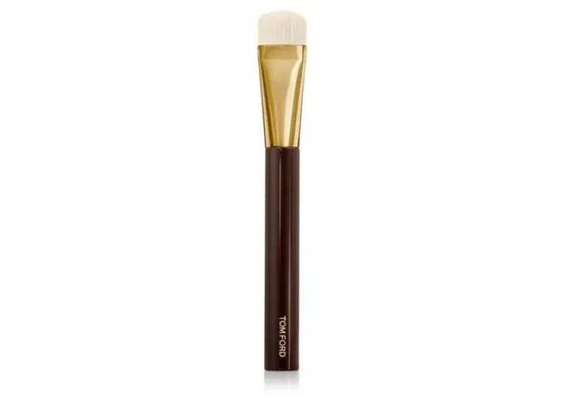 TOM FORD Shade & Illuminate Brush 04 - Brush make-up - Online